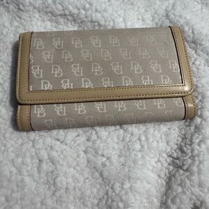 Dooney and Bourke Vintage Wallet